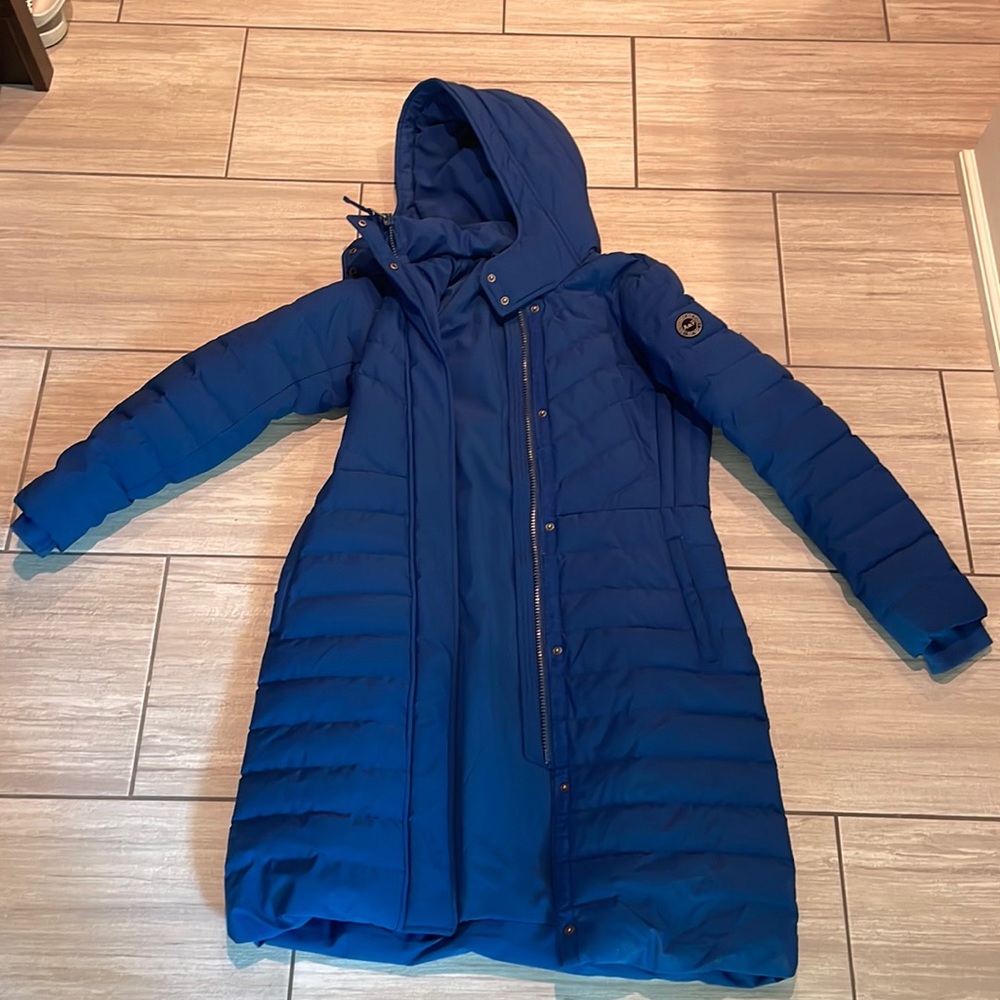 Abercrombie & Fitch Mid Thigh Length